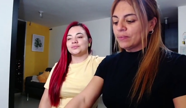 Mother Daughter Lesbian Cam Show