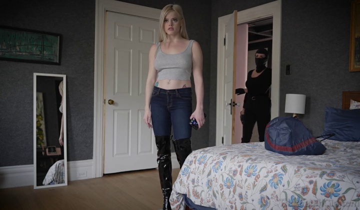 Lesbian Highway Patrol Officer Seduction