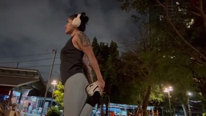 Lesbian Deep Fucking Juicy Pussy